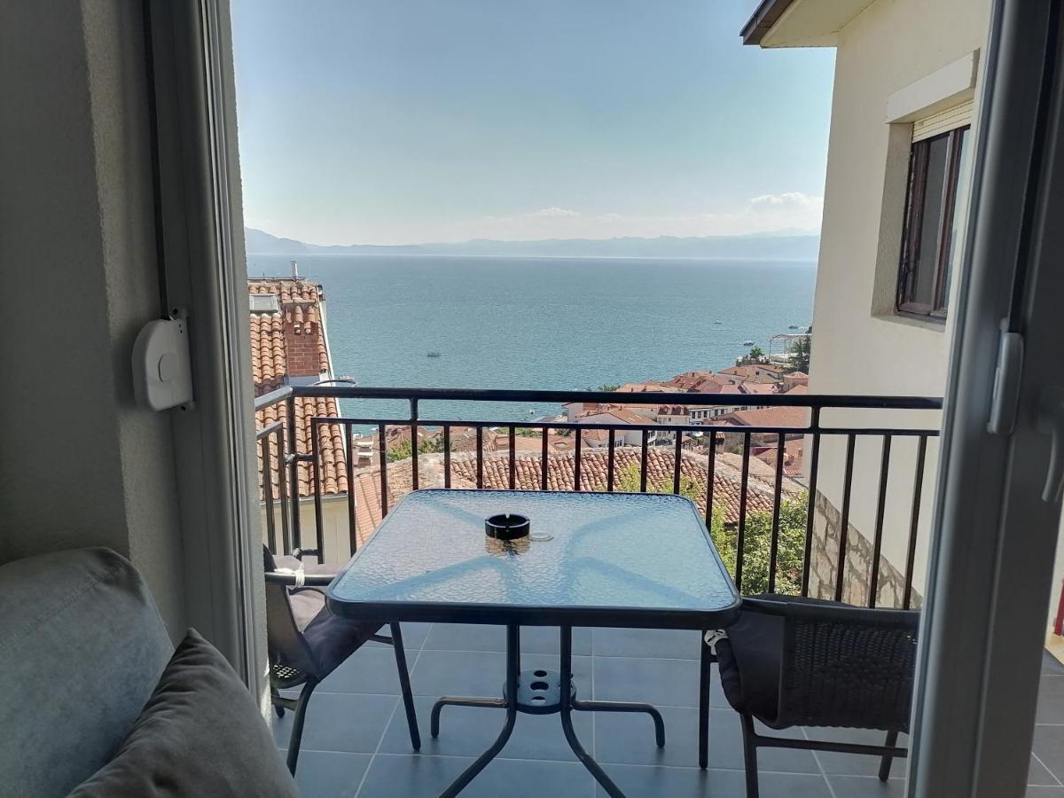 Grey Apartment 奥赫里德 外观 照片